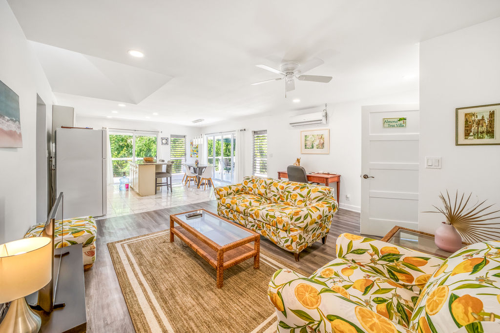 Almond Tree Villa gallery image 1