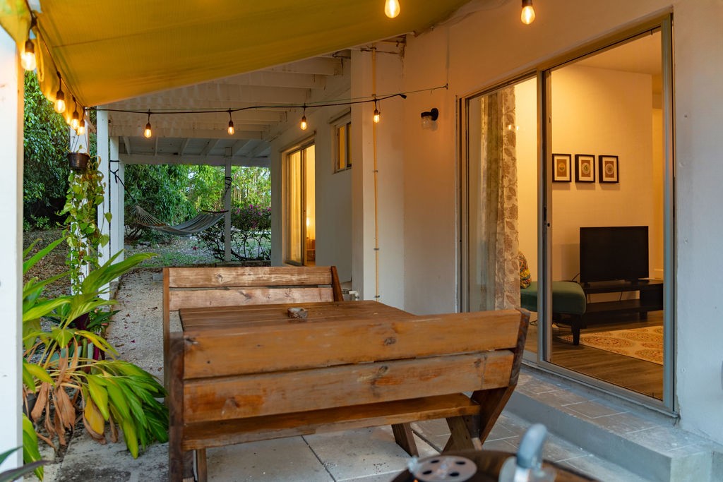 Seagrape Suite gallery image 3